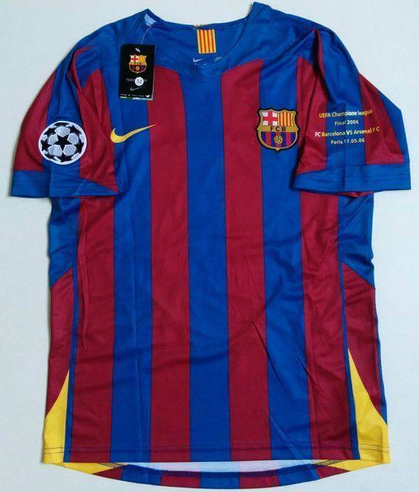 fc-barcelona-ronaldinho-heimtrikot-2005-06-champions-league-patch