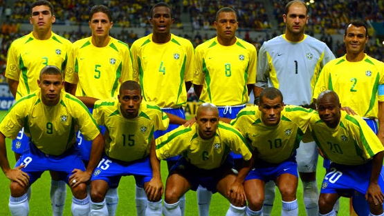 Brasilien Retro Trikots Kollektion – gelbes Heim, blaues Auswärts, Spielertrikots von Pelé bis Neymar – WM Klassiker