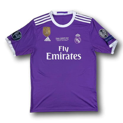 ronaldo-purple-jersey-real-madrid-2016-17-vorne