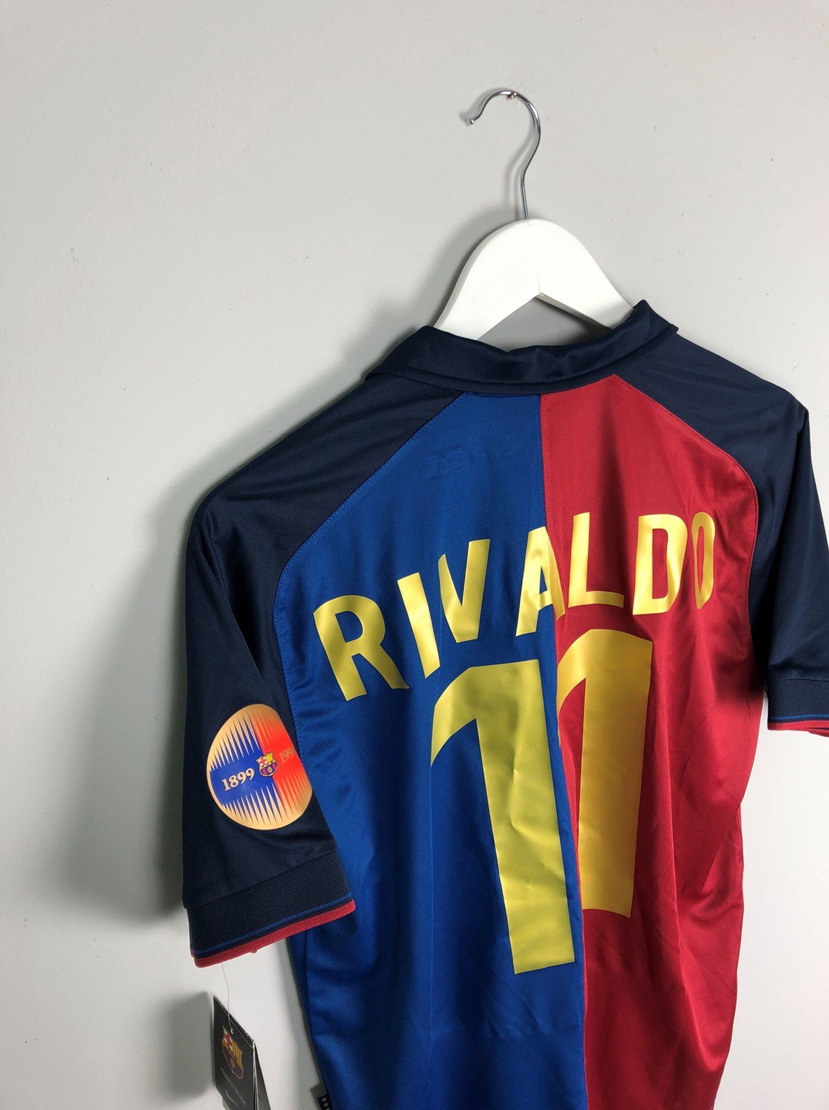 rivaldo-11-druck-detail-barcelona-heimtrikot-retro