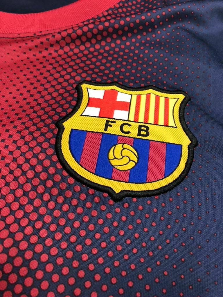 vereinswappen-fc-barcelona-heim-2012-13-messi